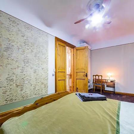 Апартаменты Ancient Storie'S Ap 65Sqm Renovated Free Parking Рига Экстерьер фото