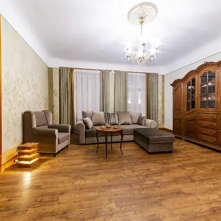 Апартаменты Ancient Storie'S Ap 65Sqm Renovated Free Parking Рига Экстерьер фото